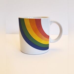 Vintage 80s rainbow mug